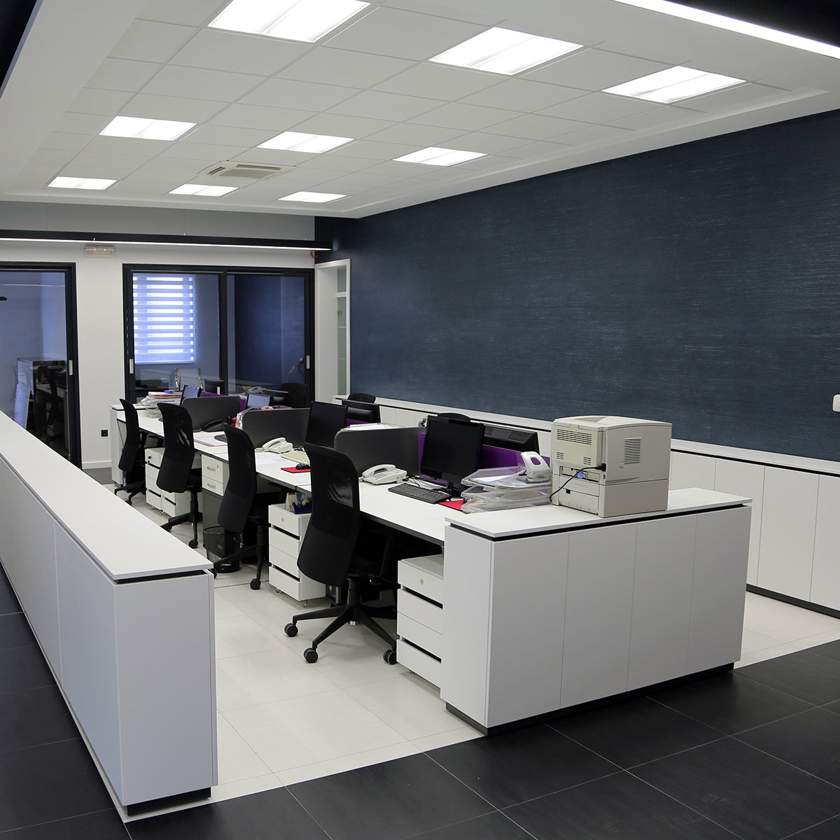 LED retrofit in 2x2 troffer fixture